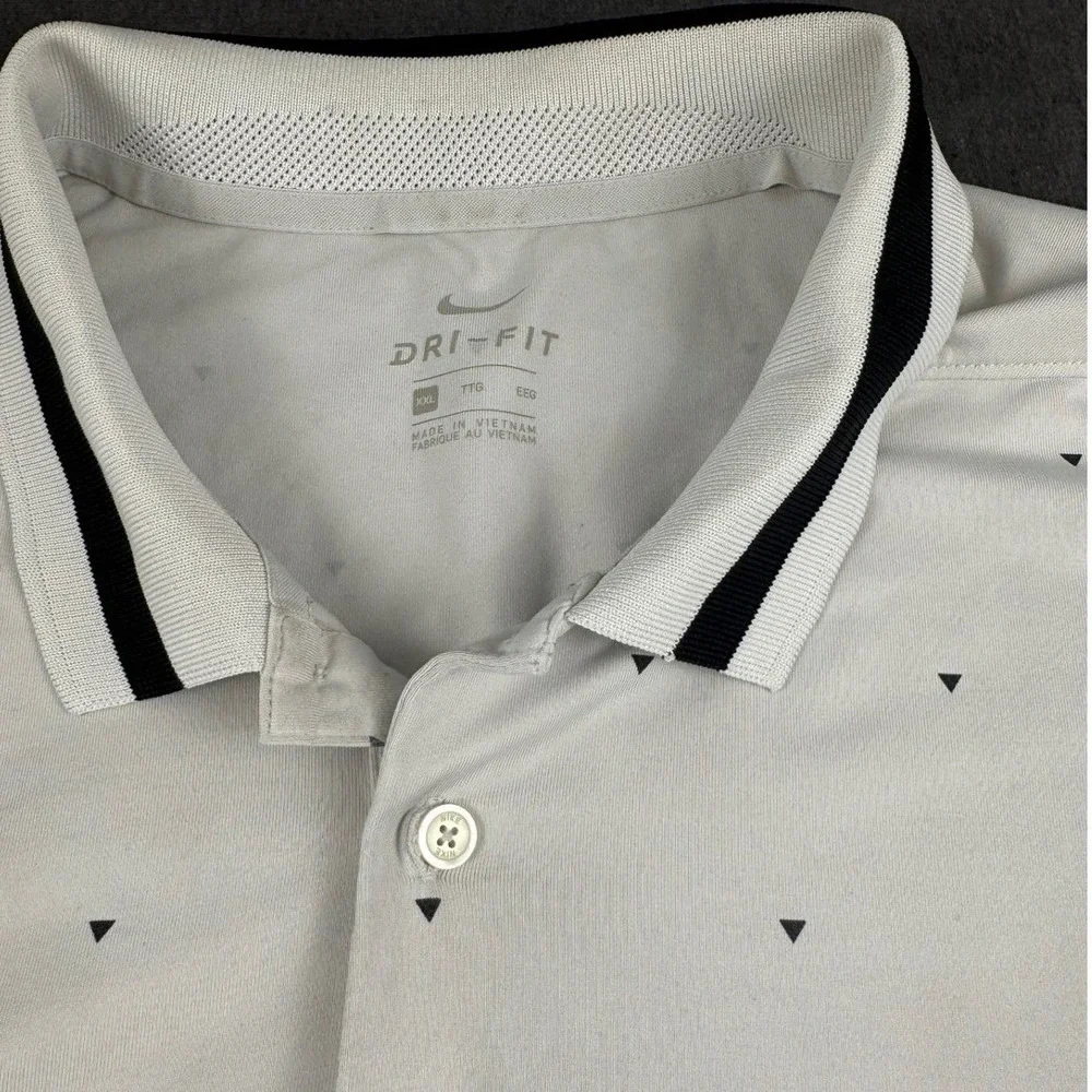 Nike‎ Dri-FIT Golf Polo Shirt Men's XXL White Black Triangle Print Athletic